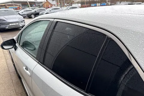 DG21KUD Toyota Corolla 1.8 VVT-h GR SPORT CVT Euro 6 (s/s) 5dr Thumbnail #28