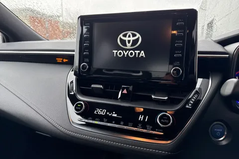 DG21KUD Toyota Corolla 1.8 VVT-h GR SPORT CVT Euro 6 (s/s) 5dr Thumbnail #44