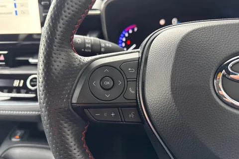 DG21KUD Toyota Corolla 1.8 VVT-h GR SPORT CVT Euro 6 (s/s) 5dr Thumbnail #57