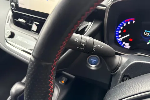 DG21KUD Toyota Corolla 1.8 VVT-h GR SPORT CVT Euro 6 (s/s) 5dr Thumbnail #58