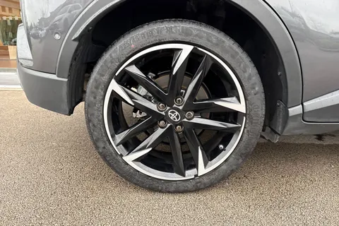 PN23UJS Toyota C-Hr 1.8 VVT-h GR SPORT CVT Euro 6 (s/s) 5dr Thumbnail #11