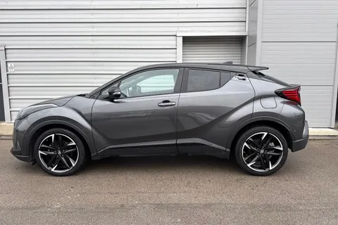 PN23UJS Toyota C-Hr 1.8 VVT-h GR SPORT CVT Euro 6 (s/s) 5dr Thumbnail #31