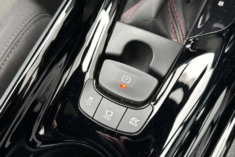 PN23UJS Toyota C-Hr 1.8 VVT-h GR SPORT CVT Euro 6 (s/s) 5dr Thumbnail #51