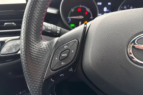 PN23UJS Toyota C-Hr 1.8 VVT-h GR SPORT CVT Euro 6 (s/s) 5dr Thumbnail #53