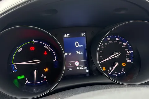 PN23UJS Toyota C-Hr 1.8 VVT-h GR SPORT CVT Euro 6 (s/s) 5dr Thumbnail #57