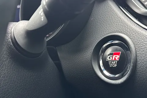 PN23UJS Toyota C-Hr 1.8 VVT-h GR SPORT CVT Euro 6 (s/s) 5dr Thumbnail #60