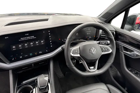 AO75EFU Volkswagen Touareg 3.0 V6 TDI 4Motion 286 Black Edition 5dr Tip Auto | Air Suspension | Towbar Thumbnail #19