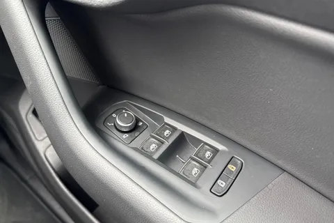 AO75EFU Volkswagen Touareg 3.0 V6 TDI 4Motion 286 Black Edition 5dr Tip Auto | Air Suspension | Towbar Thumbnail #26