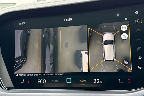 AO75EFU Volkswagen Touareg 3.0 V6 TDI 4Motion 286 Black Edition 5dr Tip Auto | Air Suspension | Towbar Thumbnail #33