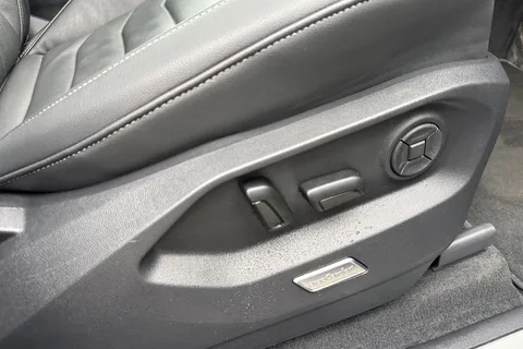 AO75EFU Volkswagen Touareg 3.0 V6 TDI 4Motion 286 Black Edition 5dr Tip Auto | Air Suspension | Towbar Thumbnail #43