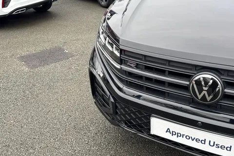 AO75EFU Volkswagen Touareg 3.0 V6 TDI 4Motion 286 Black Edition 5dr Tip Auto | Air Suspension | Towbar Thumbnail #50