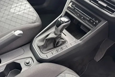 MK23NTA Volkswagen Taigo 1.0 TSI 110 R-Line 5dr DSG **PAN ROOF, BLACK DESIGN PACK, HEATED SEATS** Thumbnail #24