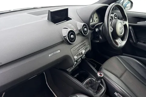 AJ16WSO Audi S1 2.0 TFSI Sportback quattro Euro 6 (s/s) 5dr Thumbnail #10