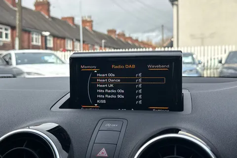 AJ16WSO Audi S1 2.0 TFSI Sportback quattro Euro 6 (s/s) 5dr Thumbnail #36