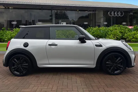 BP21ZVC Mini Hatch 2.0 Cooper S Sport Steptronic Euro 6 (s/s) 3dr Thumbnail #4