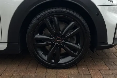 BP21ZVC Mini Hatch 2.0 Cooper S Sport Steptronic Euro 6 (s/s) 3dr Thumbnail #11