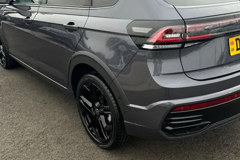 DC25WUK Volkswagen Taigo 1.5 TSI 150 Black Edition **REVERSING CAMERA + SPACE SAVER** Thumbnail #9