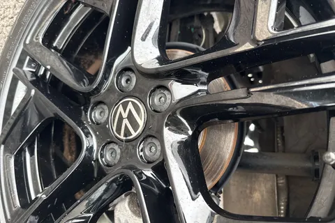 DC25WUK Volkswagen Taigo 1.5 TSI 150 Black Edition **REVERSING CAMERA + SPACE SAVER** Thumbnail #29