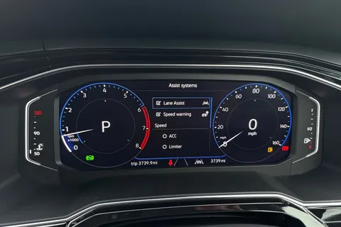 DC25WUK Volkswagen Taigo 1.5 TSI 150 Black Edition **REVERSING CAMERA + SPACE SAVER** Thumbnail #35