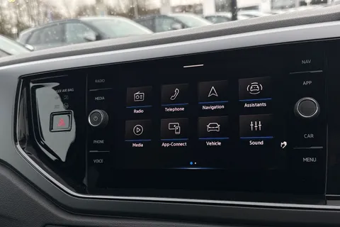 DC25WUK Volkswagen Taigo 1.5 TSI 150 Black Edition **REVERSING CAMERA + SPACE SAVER** Thumbnail #36