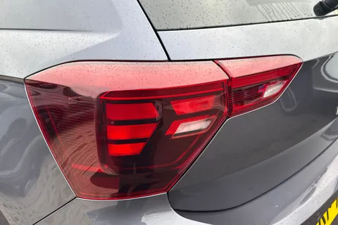 KP75MPX Volkswagen Polo 1.0 TSI Match 5dr DSG **HEATED FRONT SEATS** Thumbnail #8