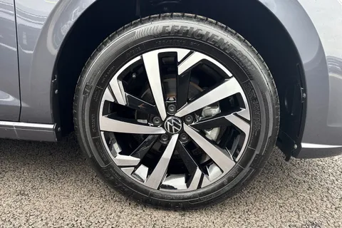 KP75MPX Volkswagen Polo 1.0 TSI Match 5dr DSG **HEATED FRONT SEATS** Thumbnail #10