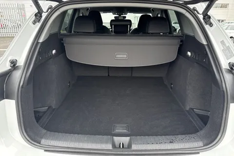 RE74SNX Audi Q6 E-Tron Q6 SUV Sport e-tron performance  225,00 kW Thumbnail #8