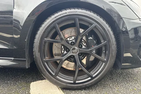 13 of 57 for Audi RS 3 RS 3 Sportback Carbon Black 400 PS S tronic