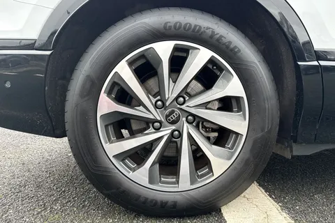 RE74SNX Audi Q6 E-Tron Q6 SUV Sport e-tron performance  225,00 kW Thumbnail #13