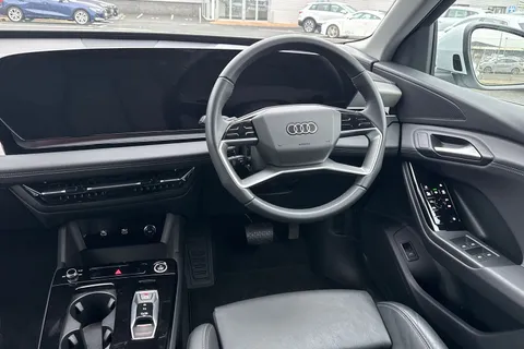 RE74SNX Audi Q6 E-Tron Q6 SUV Sport e-tron performance  225,00 kW Thumbnail #19