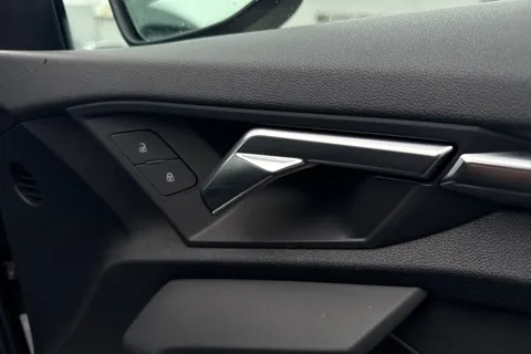 21 of 57 for Audi RS 3 RS 3 Sportback Carbon Black 400 PS S tronic