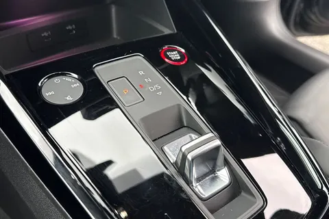 23 of 57 for Audi RS 3 RS 3 Sportback Carbon Black 400 PS S tronic