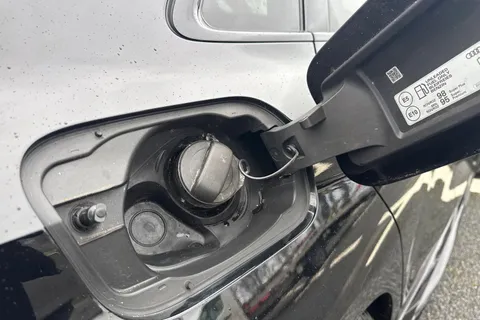 32 of 57 for Audi RS 3 RS 3 Sportback Carbon Black 400 PS S tronic