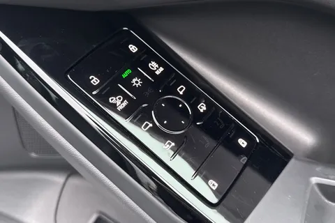 RE74SNX Audi Q6 E-Tron Q6 SUV Sport e-tron performance  225,00 kW Thumbnail #38