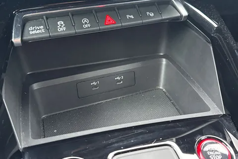 50 of 57 for Audi RS 3 RS 3 Sportback Carbon Black 400 PS S tronic