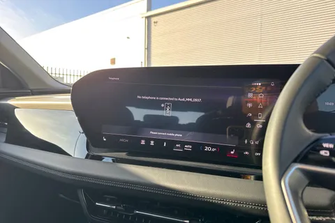 RE74SNX Audi Q6 E-Tron Q6 SUV Sport e-tron performance  225,00 kW Thumbnail #57