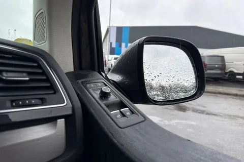 CA16FNA Volkswagen California California Ocean SWB EU6 204 PS 2.0 TDI BMT 6sp Manual Thumbnail #22