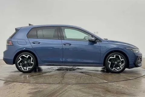 KN75XNM Volkswagen Golf 1.5 TSI 150 R-Line 5dr **PAN ROOF + WINTER PACK + LED MATRIX** Thumbnail #4