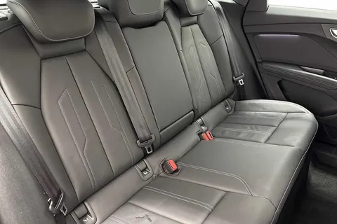 10 of 13 for Audi Q4 e-tron Q4 Sportback Sport 40 e-tron 150,00 kW