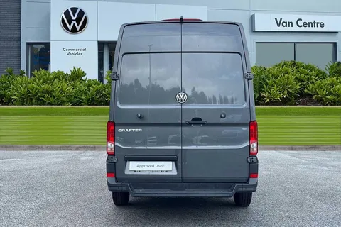 DE24XBO Volkswagen Crafter 2.0 TDI 140PS Commerce Plus High Roof Van Thumbnail #8