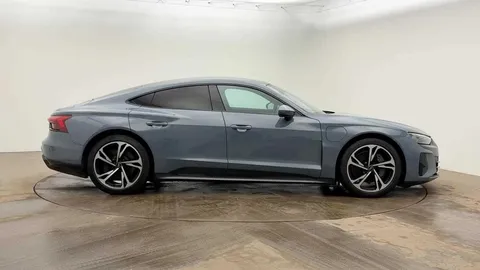 DC22HNV Audi e-tron GT 93.4kWh Auto quattro 4dr Thumbnail #4