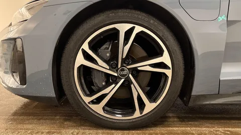 DC22HNV Audi e-tron GT 93.4kWh Auto quattro 4dr Thumbnail #6