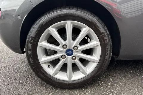 12 of 53 for Ford Fiesta 1.0T EcoBoost Titanium Euro 6 (s/s) 3dr