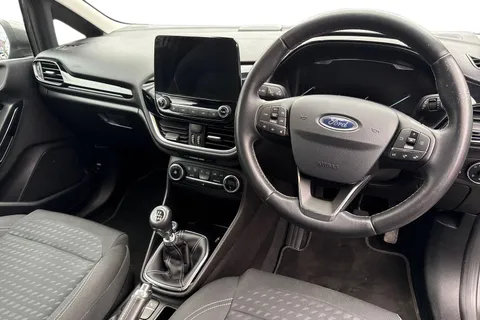 14 of 53 for Ford Fiesta 1.0T EcoBoost Titanium Euro 6 (s/s) 3dr