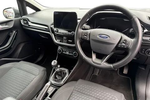 18 of 53 for Ford Fiesta 1.0T EcoBoost Titanium Euro 6 (s/s) 3dr