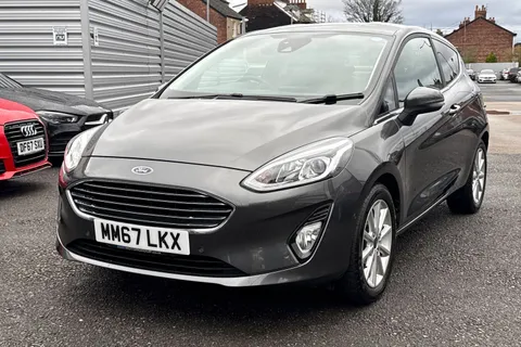 25 of 53 for Ford Fiesta 1.0T EcoBoost Titanium Euro 6 (s/s) 3dr