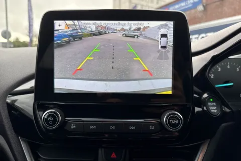 44 of 53 for Ford Fiesta 1.0T EcoBoost Titanium Euro 6 (s/s) 3dr