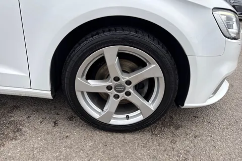 DL68OJW Audi A3 Sport 30 TFSI 116 PS 6-speed Thumbnail #11