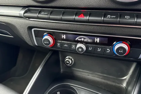 DL68OJW Audi A3 Sport 30 TFSI 116 PS 6-speed Thumbnail #23