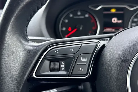 DL68OJW Audi A3 Sport 30 TFSI 116 PS 6-speed Thumbnail #27